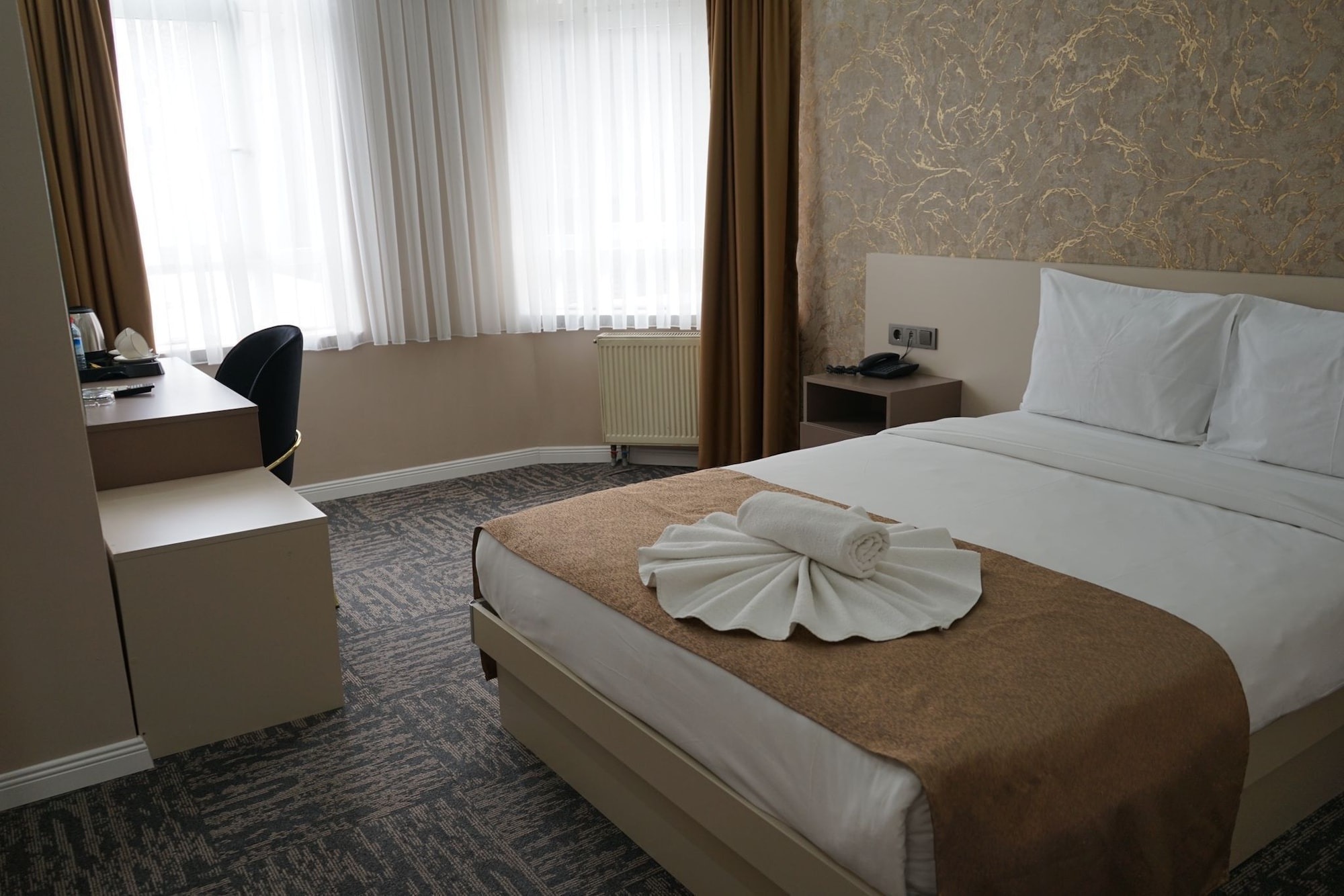 هتل ایتامپ بولوار